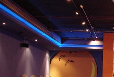 Luminaria LED RGB 2000x17,4x16mm 28,8w 12vCC