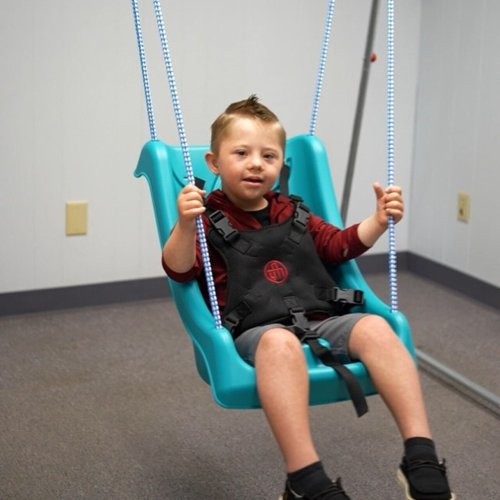 Silla columpio adaptada junior, con cuerdas