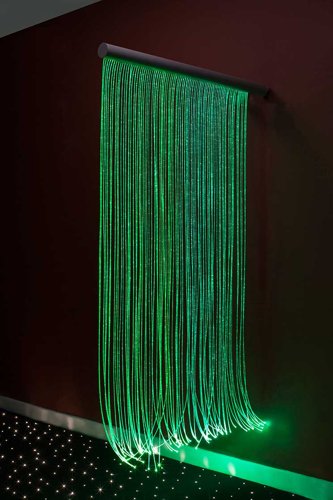 Fiber optic courtain with Cantilever wall bracket, light source included